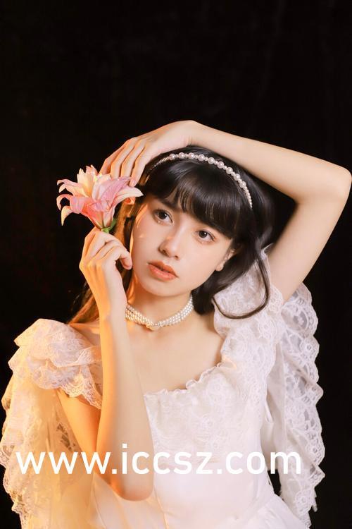 17c网络吃瓜,揭秘网络吃瓜背后的故事